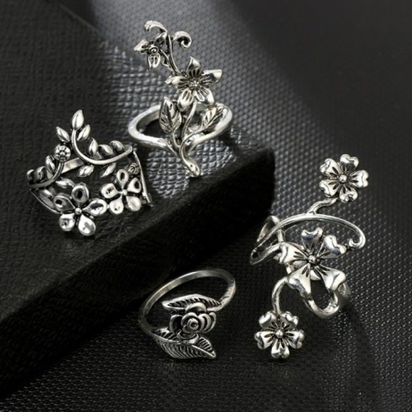 New Ancient Barbie Girl Silver Flower 4 PCs Set - Picture 5 of 5